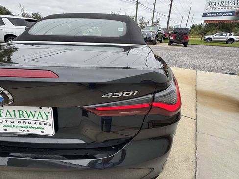 Used 2025 BMW 430i Convertible w/ Premium Package image 14