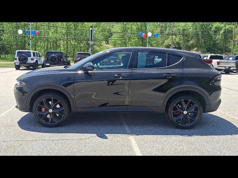 Certified 2025 Dodge Hornet GT w/ GT Plus Package AWD/4WD image 5
