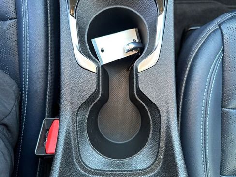 Used 2022 Chevrolet Bolt EUV LT w/ Convenience Package image 34