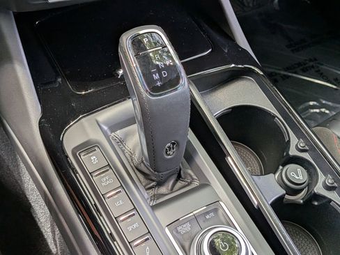 Used 2024 Maserati Levante GT Ultima AWD/4WD image 12
