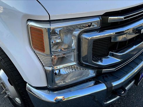 Used 2022 Ford F350 XL w/ Power Equipment Group image 25
