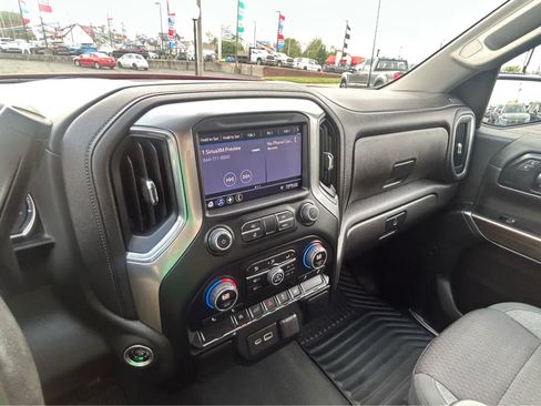 Used 2022 Chevrolet Silverado 1500 LT w/ Bed Protection Package image 25