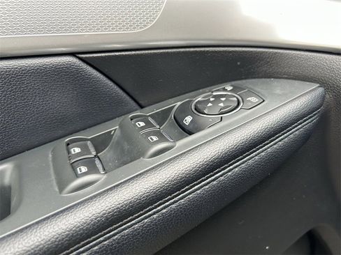 Used 2017 Ford Explorer XLT w/ Equipment Group 202A image 19