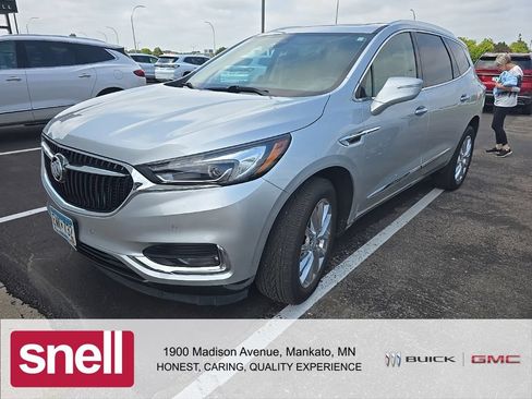 Used 2020 Buick Enclave Premium w/ Sun and Sites Package AWD/4WD image 1