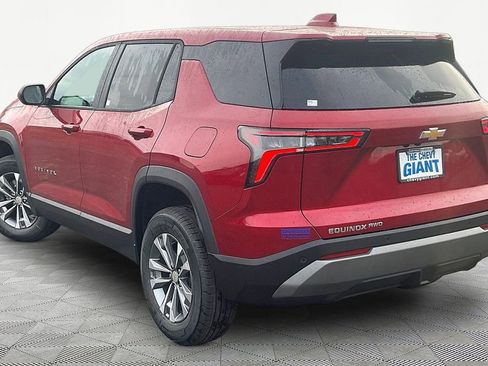 New 2026 Chevrolet Equinox LT AWD/4WD image 3