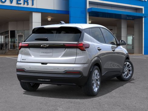 New 2027 Chevrolet Bolt LT FWD image 4