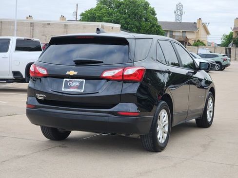 Used 2020 Chevrolet Equinox LS w/ LS Convenience Package FWD image 14