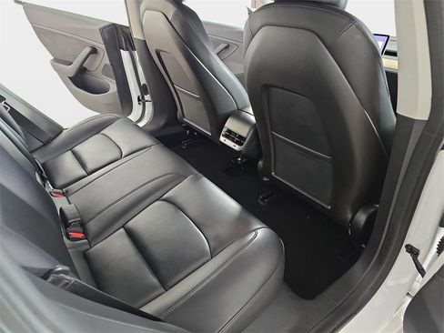 Used 2019 Tesla Model 3 Long Range image 12