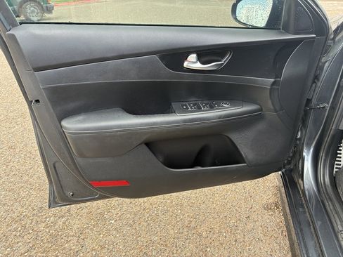 Used 2021 Kia Forte GT-Line image 9