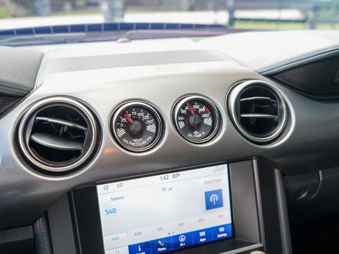 Used 2022 Ford Mustang Shelby GT500 w/ Technology Package image 57