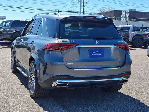 Used 2022 Mercedes-Benz GLE 350 4MATIC image 8