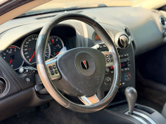 Used 2007 Pontiac Grand Prix w/ Sun And Sound Package FWD image 8