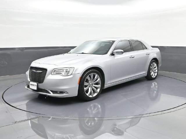 Used 2020 Chrysler 300 Limited RWD image 31