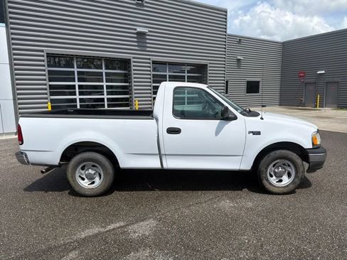 Used 2003 Ford F150 XL RWD image 3