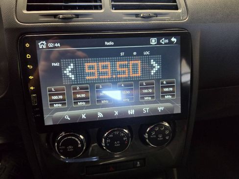 Used 2012 Dodge Challenger SXT RWD image 15