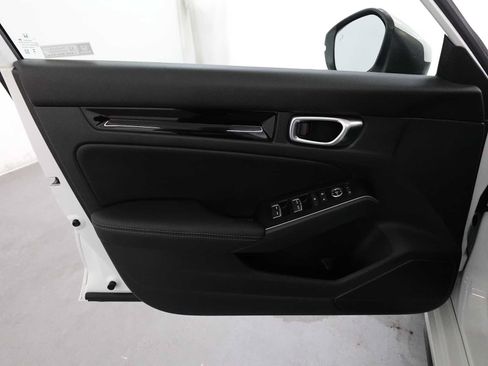 Used 2023 Honda Civic Sport Touring image 10