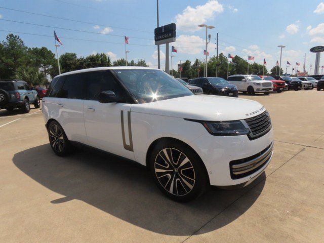 Used 2024 Land Rover Range Rover SE AWD/4WD image 6
