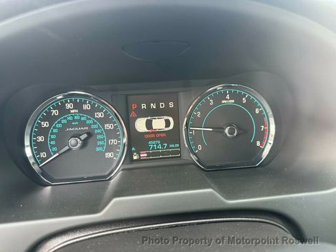 Used 2015 Jaguar XF Premium image 25