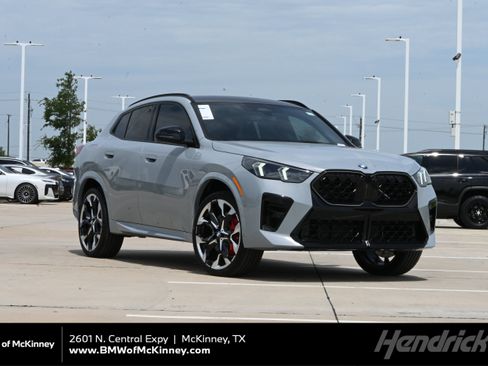 New 2026 BMW X2 xDrive28i w/ Technology Package AWD/4WD image 1