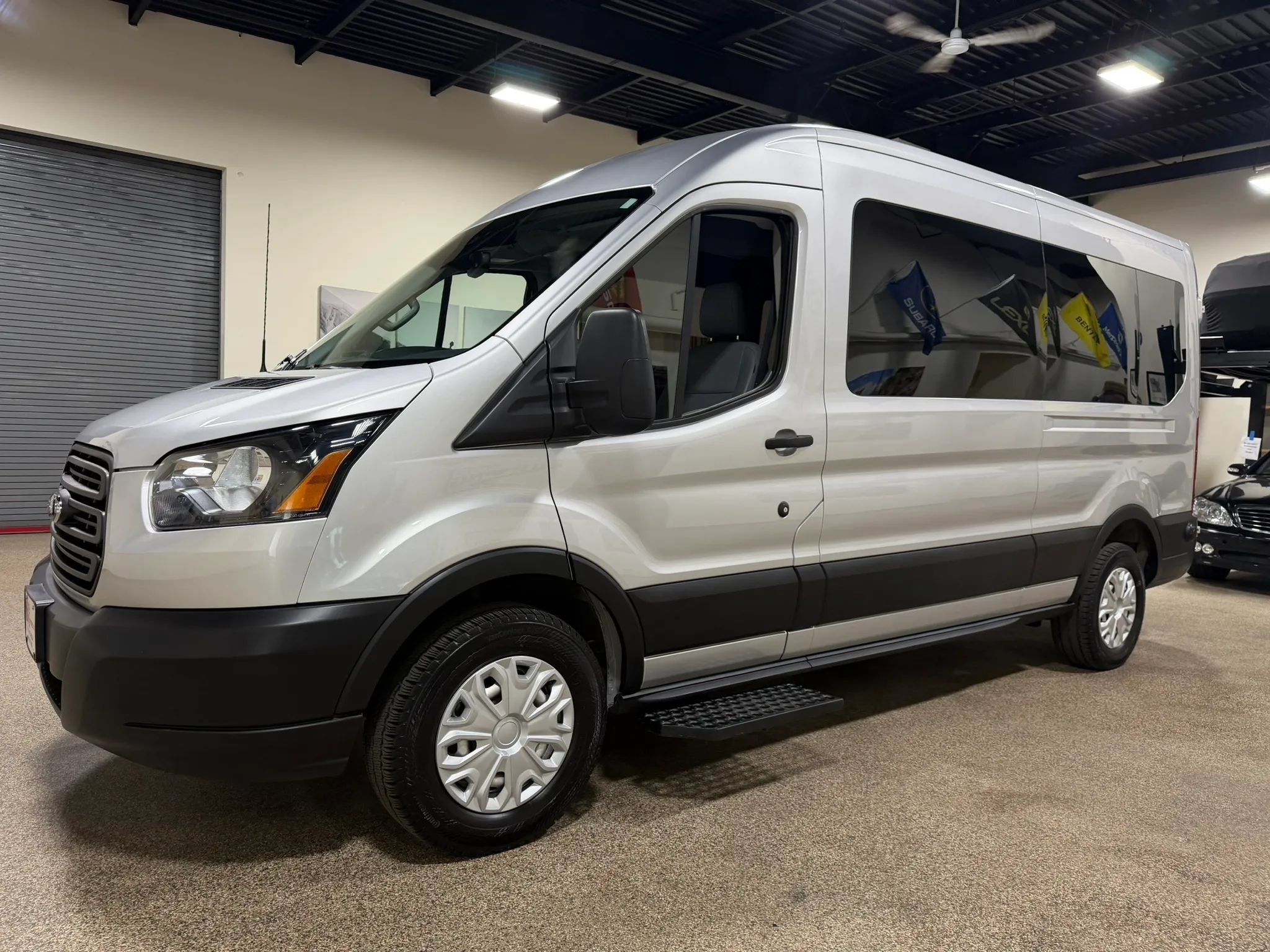 Used 2019 Ford Transit 250 148 Medium Roof RWD image 11