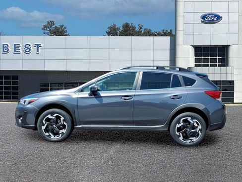 Used 2021 Subaru Crosstrek 2.5i Limited w/ Moonroof Package 2 AWD/4WD image 2