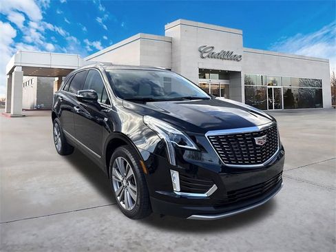 Certified 2024 Cadillac XT5 Premium Luxury image 3