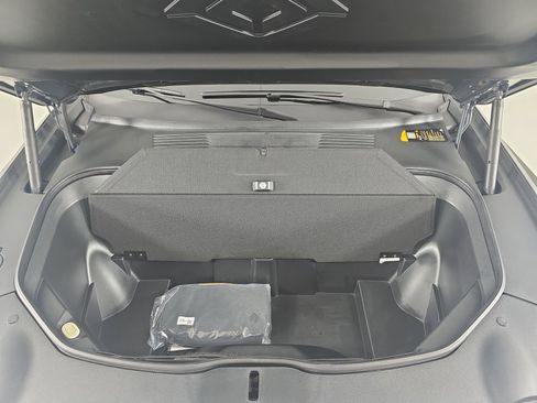 Used 2024 Rivian R1S Adventure AWD/4WD image 14