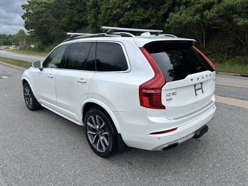 Used 2017 Volvo XC90 T6 Momentum w/ Vision Package AWD/4WD image 5