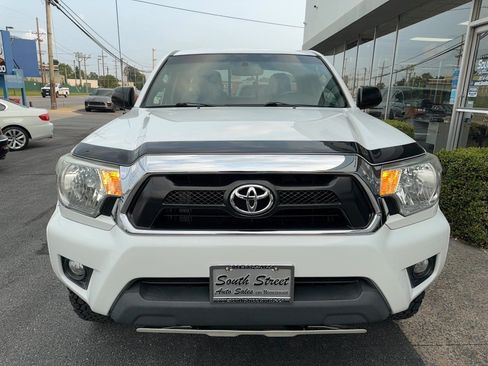 Used 2012 Toyota Tacoma 4x4 Access Cab V6 w/ TRD Off-Road Pkg image 31