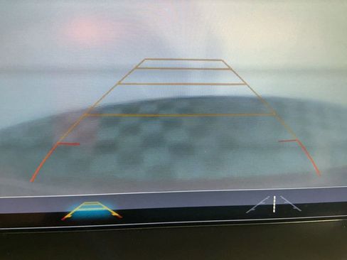 Used 2019 GMC Acadia SLT w/ Black Edition image 32