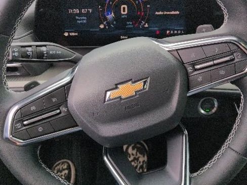 New 2026 Chevrolet Traverse LT w/ Driver Confidence Package FWD image 9