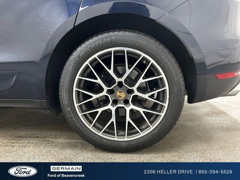 Used 2018 Porsche Macan image 12
