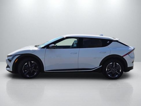 New 2026 Kia EV6 2WD image 7