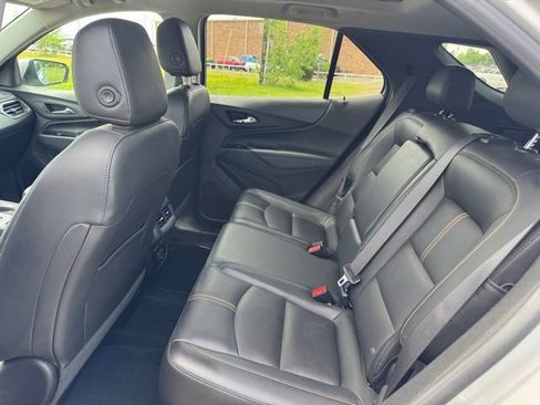 Used 2022 Chevrolet Equinox Premier FWD image 14