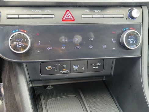 Used 2024 Hyundai Sonata SEL w/ Convenience Package FWD image 27