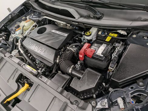 Used 2023 Nissan Rogue SV w/ SV Premium B Package image 30