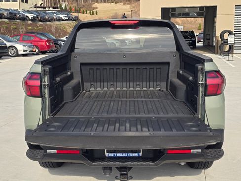Used 2024 Hyundai Santa Cruz SEL image 11