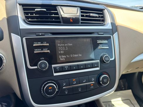 Used 2017 Nissan Altima 2.5 S w/ Power Driver Seat Package FWD image 18
