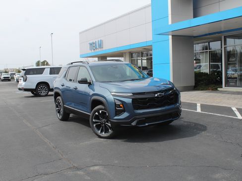 New 2026 Chevrolet Equinox RS image 2