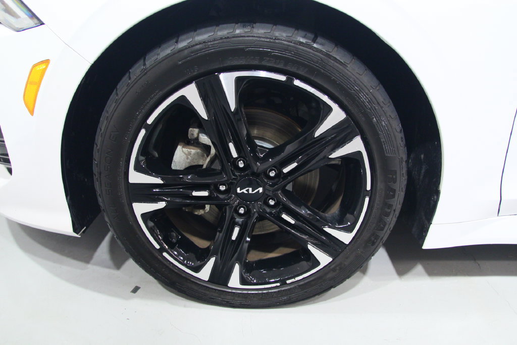 Used 2022 Kia K5 GT-Line AWD/4WD image 17