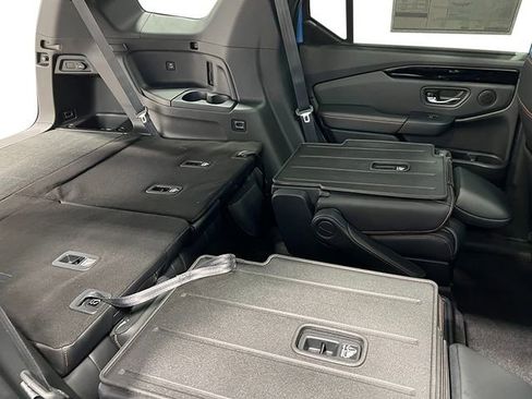 New 2025 Honda Pilot TrailSport image 36