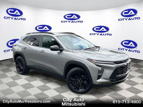 Used 2025 Chevrolet Trax ACTIV w/ Driver Confidence Package image 1