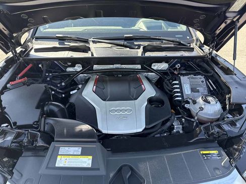 Used 2018 Audi SQ5 Prestige AWD/4WD image 26