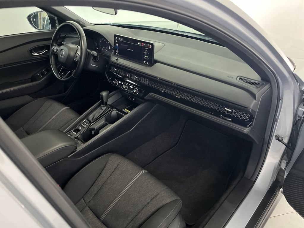 Used 2025 Honda Accord Sport image 22
