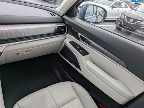 Certified 2024 Kia Telluride EX FWD image 15