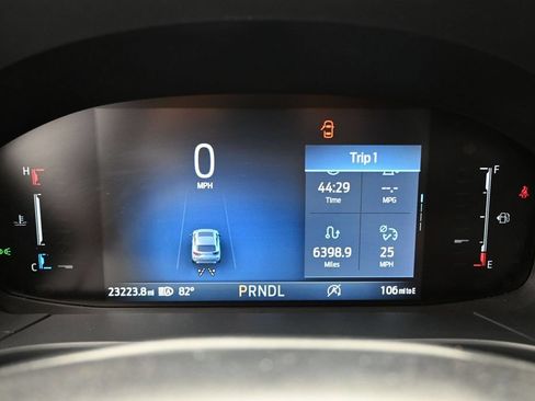 Used 2025 Ford Escape ST-Line FWD image 11