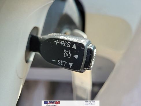 Used 2011 Toyota Sienna LE w/ Towing Pkg FWD image 23