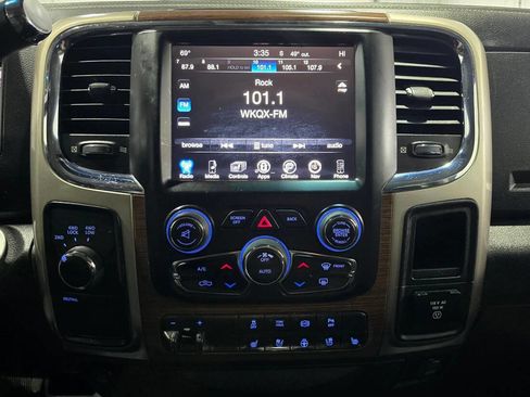 Used 2015 RAM 2500 Laramie AWD/4WD image 11