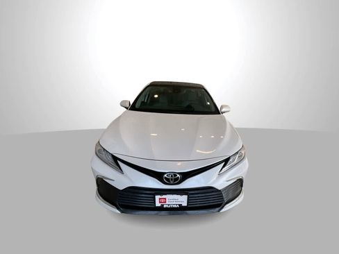 Certified 2022 Toyota Camry XLE w/ Navigation Upgrade Package image 3