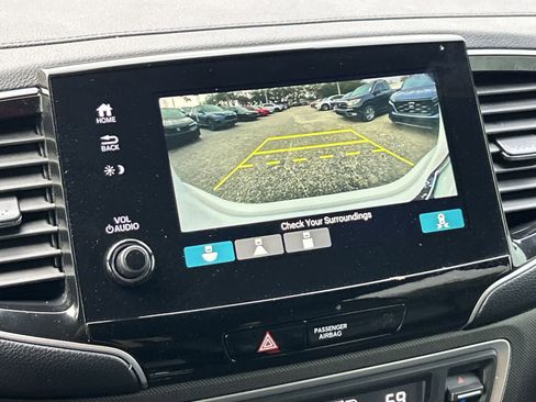 Used 2022 Honda Pilot TrailSport image 22